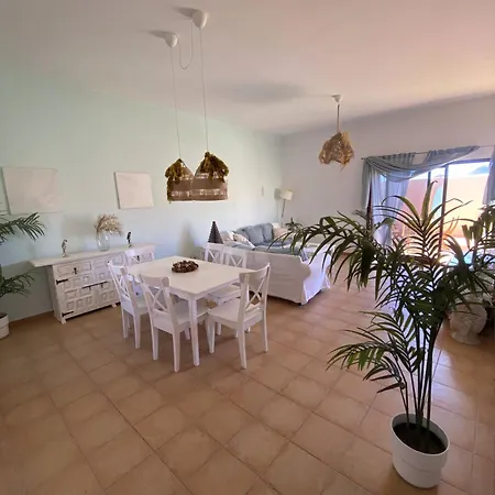 Sonrisa Pool And Relax Apartman *